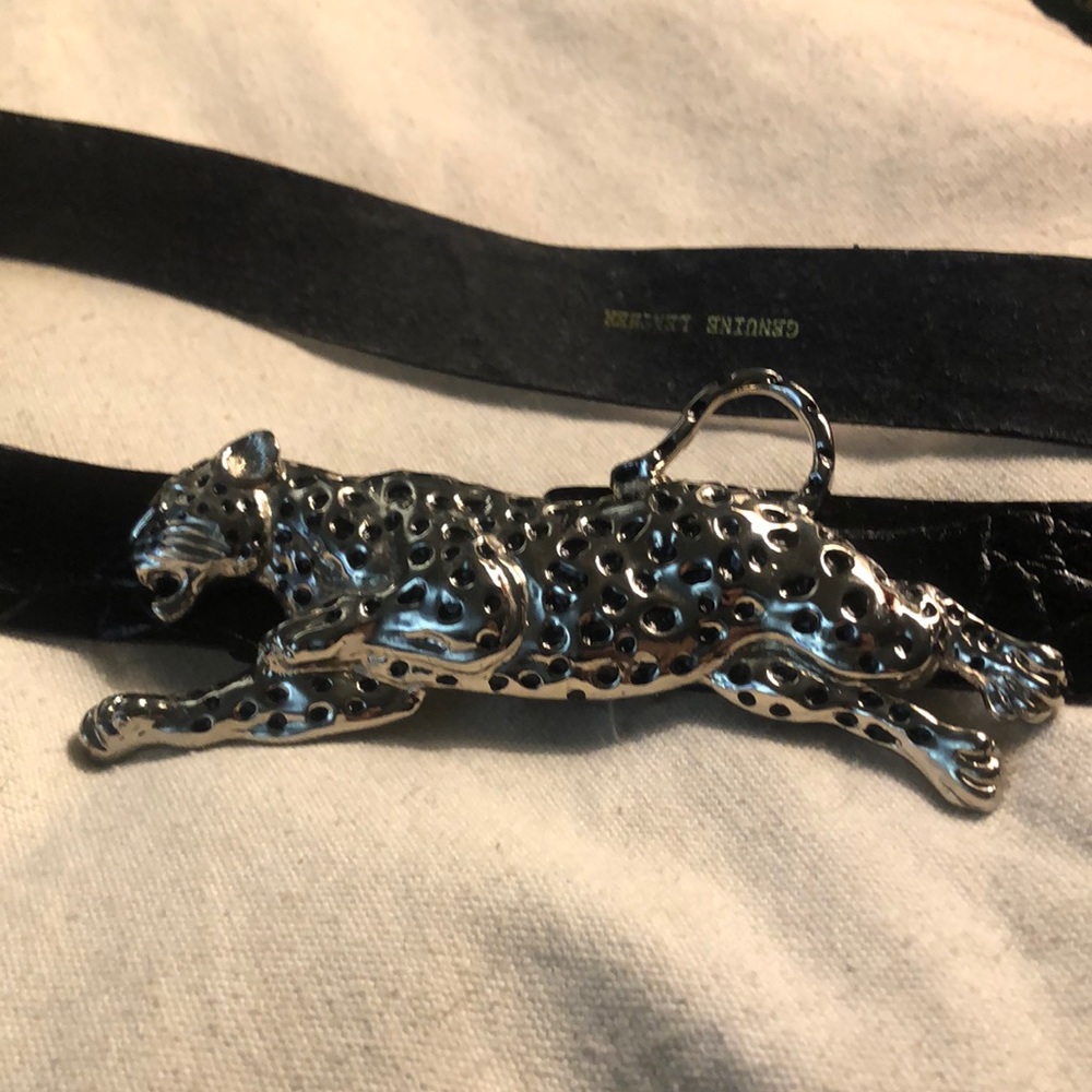 Vintage 1990s Cheetah buckle belt black leather